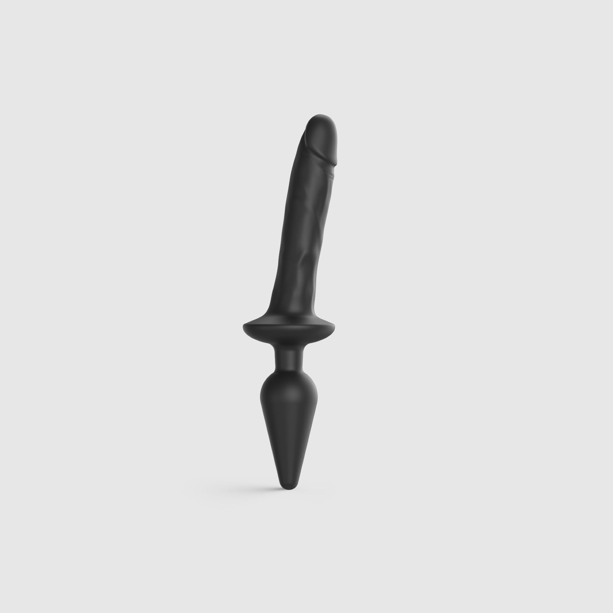 realistischer-dildo-switch-plug-in-schwarz-strap-on-me